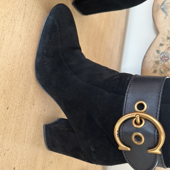 Boots from coach used few times but look new - Picture 3 of 4